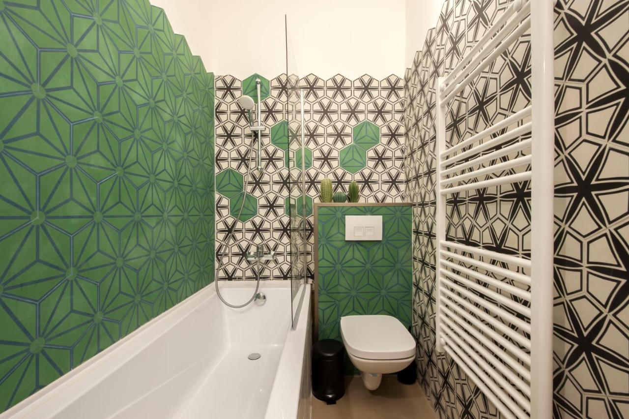 Historic In Downtown Apartman *