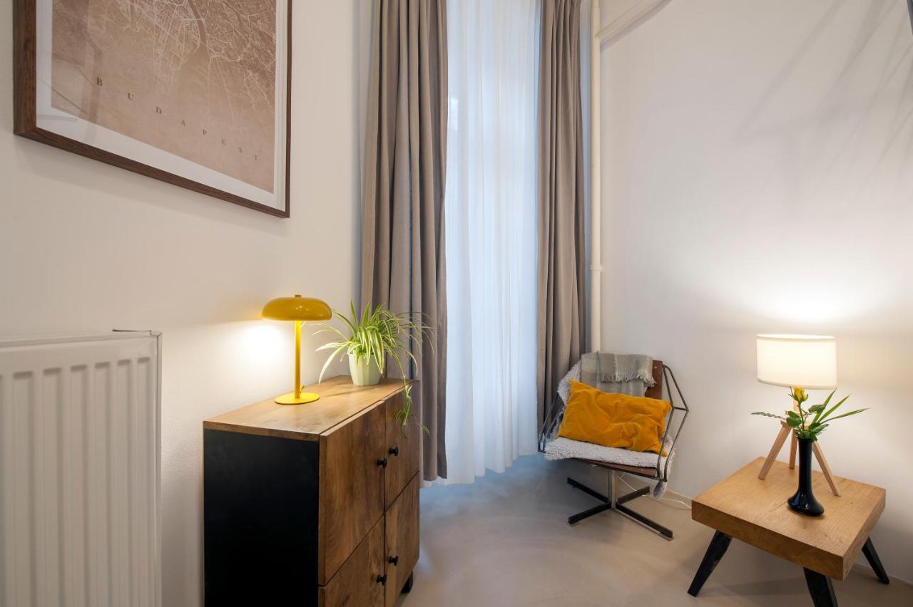 Apartment Historic In Downtown Budapest